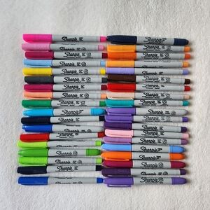 Sharpie Permanent Markers Set